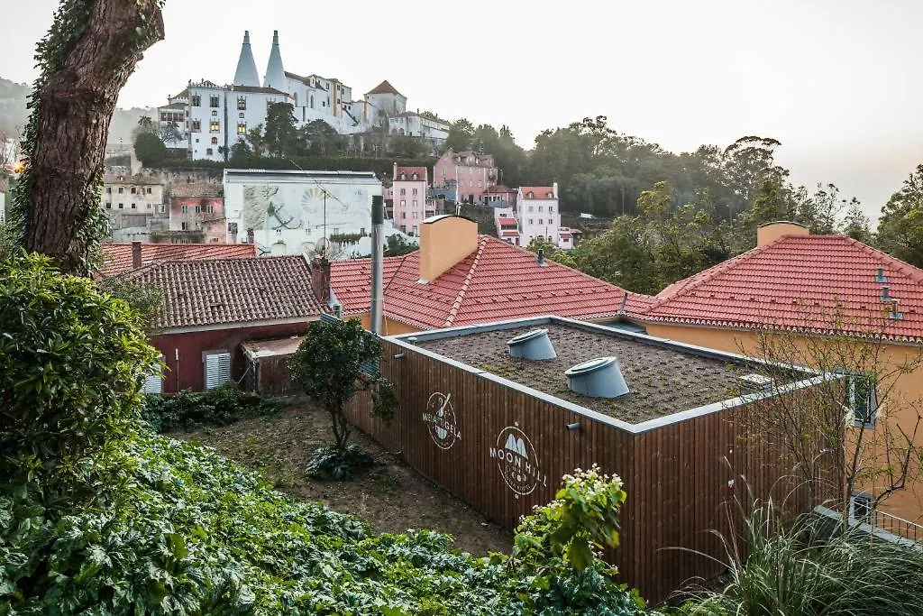 Moon Hill Sintra-1
